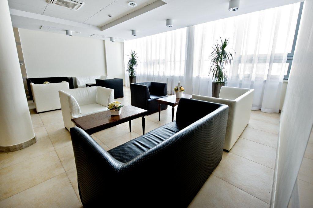 Hotel Prezydencki 3-Star Rzeszów Esterno foto