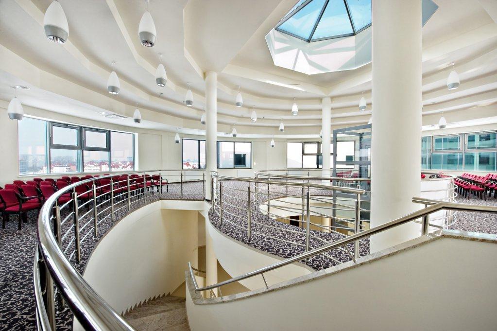 Hotel Prezydencki 3-Star Rzeszów Esterno foto