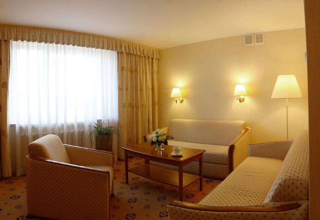 Hotel Prezydencki 3-Star Rzeszów Camera foto